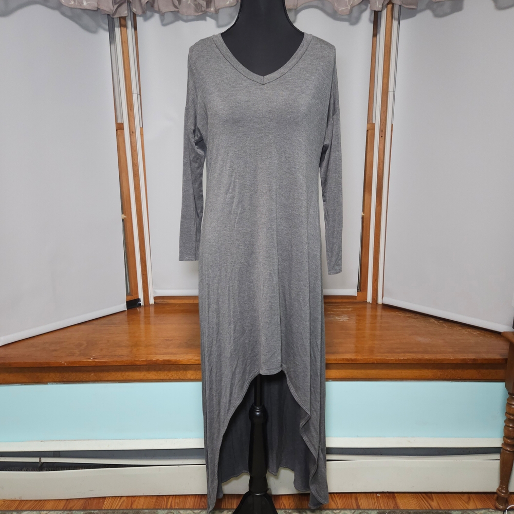 Eldridge EUC Gray V-Neck Long Sleeve Dress • Size S